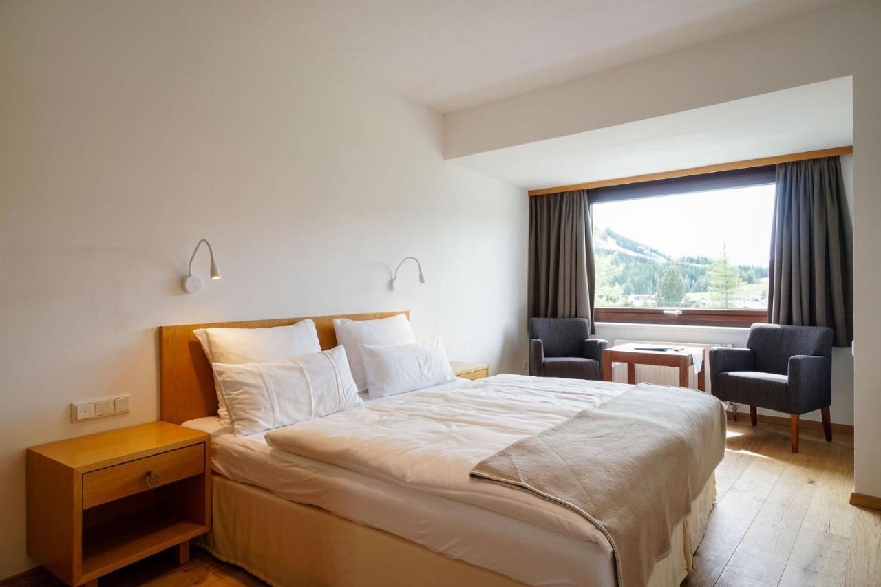 Hotel Berghof Зеефелд в Тирол Екстериор снимка
