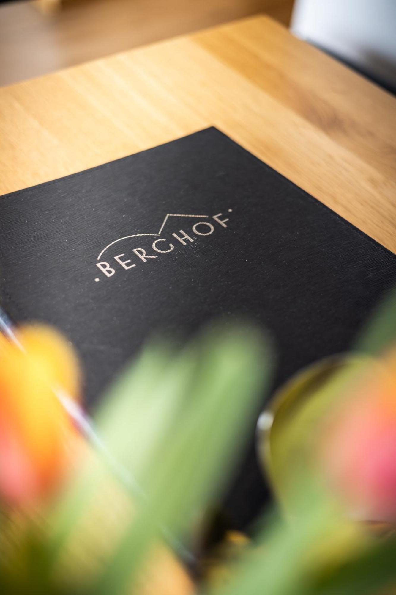 Hotel Berghof Зеефелд в Тирол Екстериор снимка