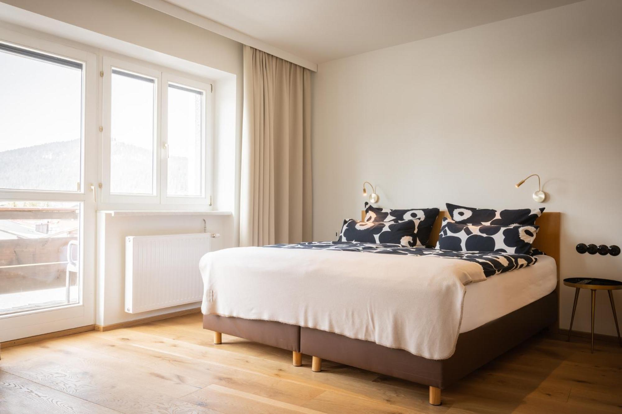 Hotel Berghof Зеефелд в Тирол Екстериор снимка