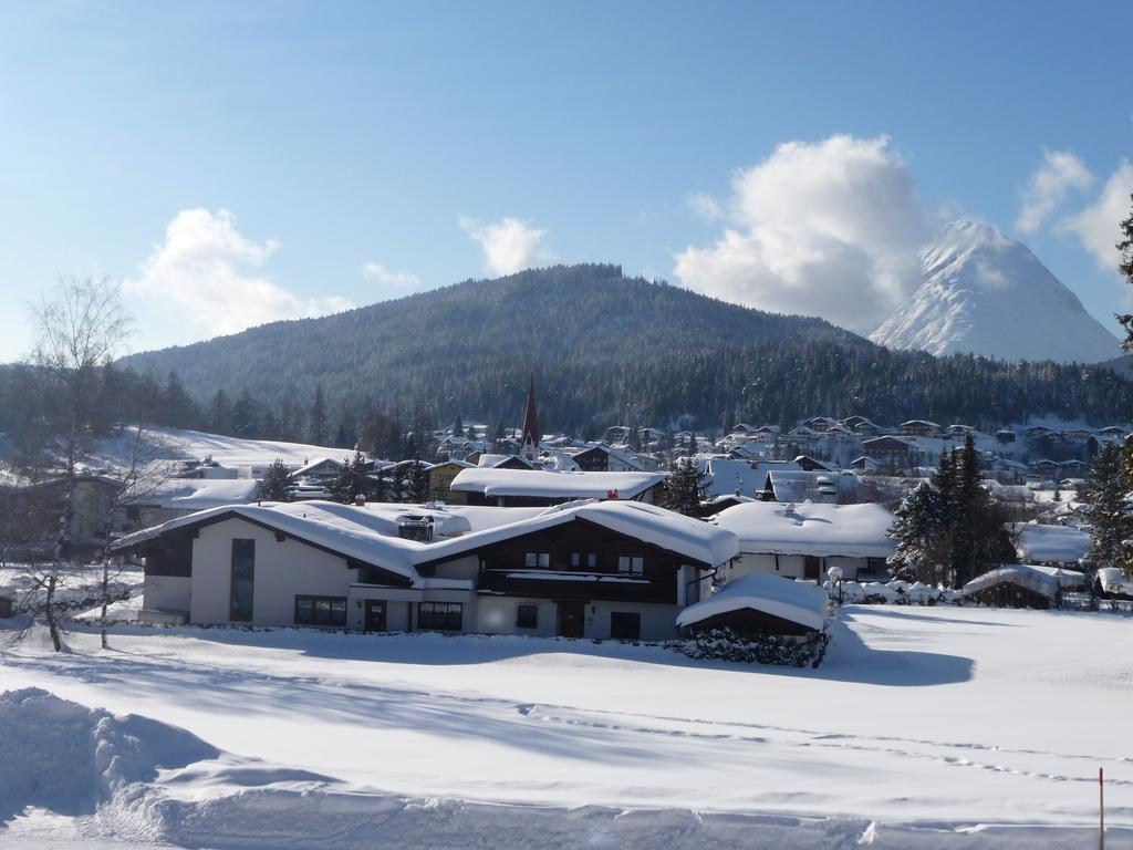 Hotel Berghof Зеефелд в Тирол Екстериор снимка