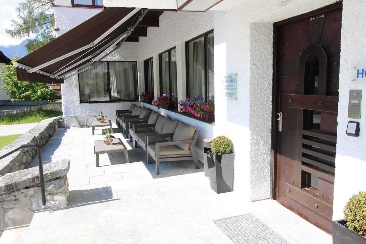 Hotel Berghof Зеефелд в Тирол Екстериор снимка